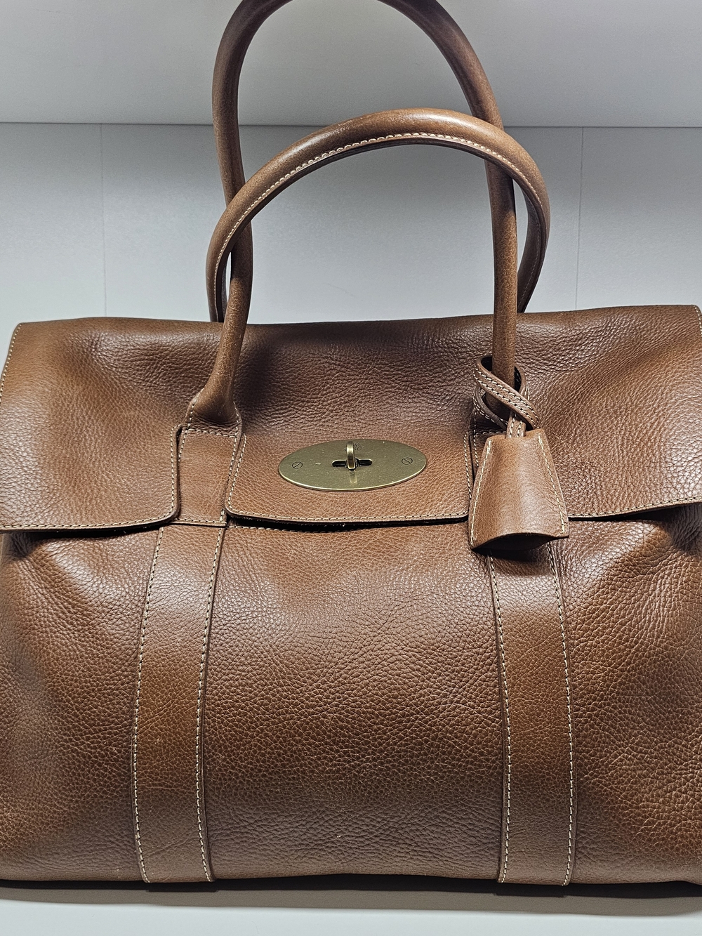 Baywater Classic Brown Leather Tote Bag with Gold Turn-Lock - Picture 1 of 16